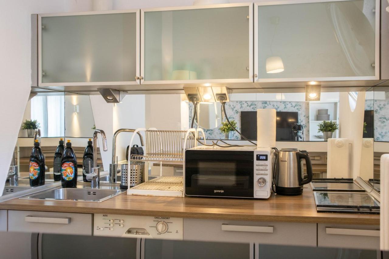 D.Five Iranyi Apartment Budapest Luaran gambar